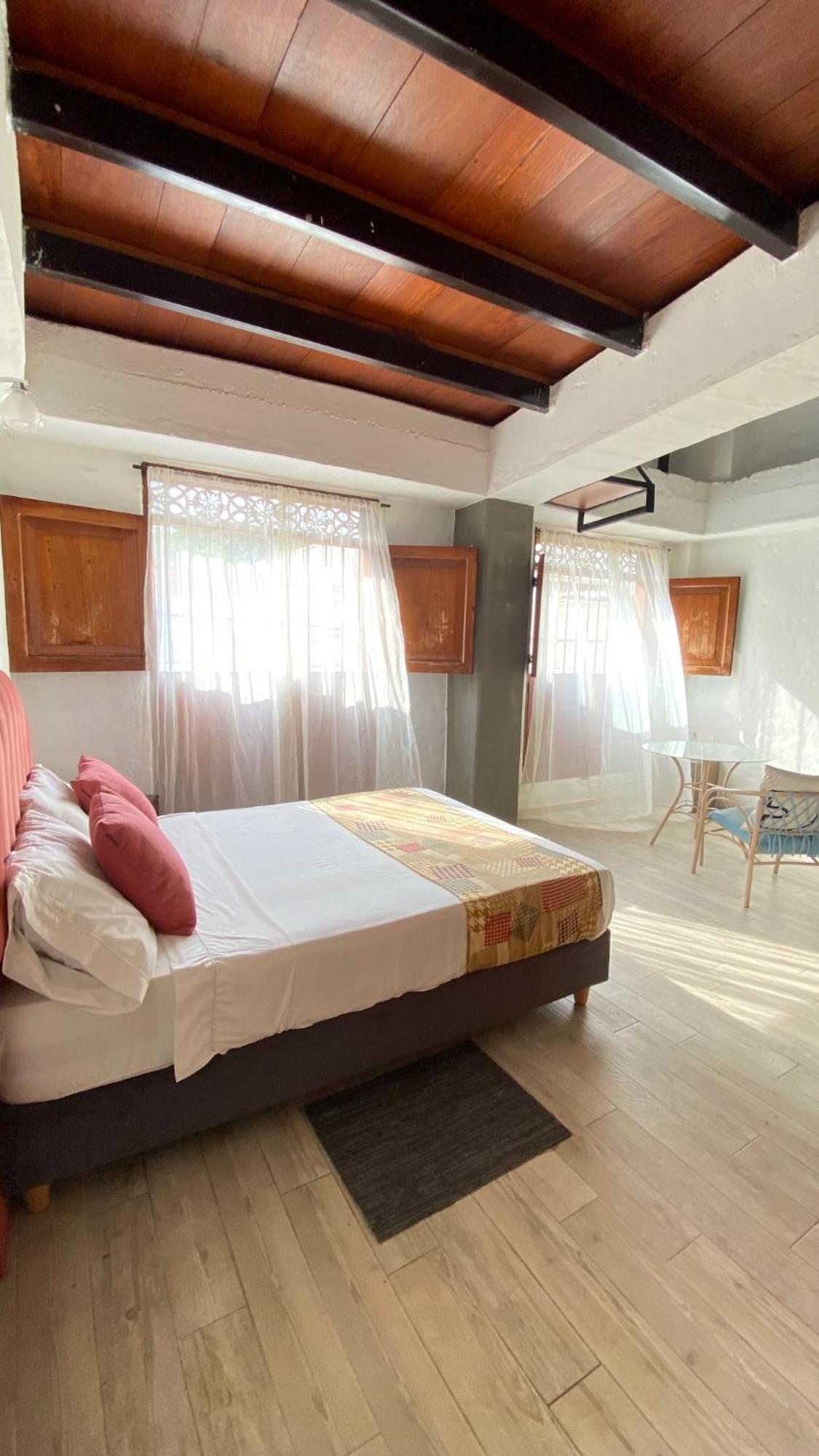 Hotel Casa Bresse Кали Екстериор снимка