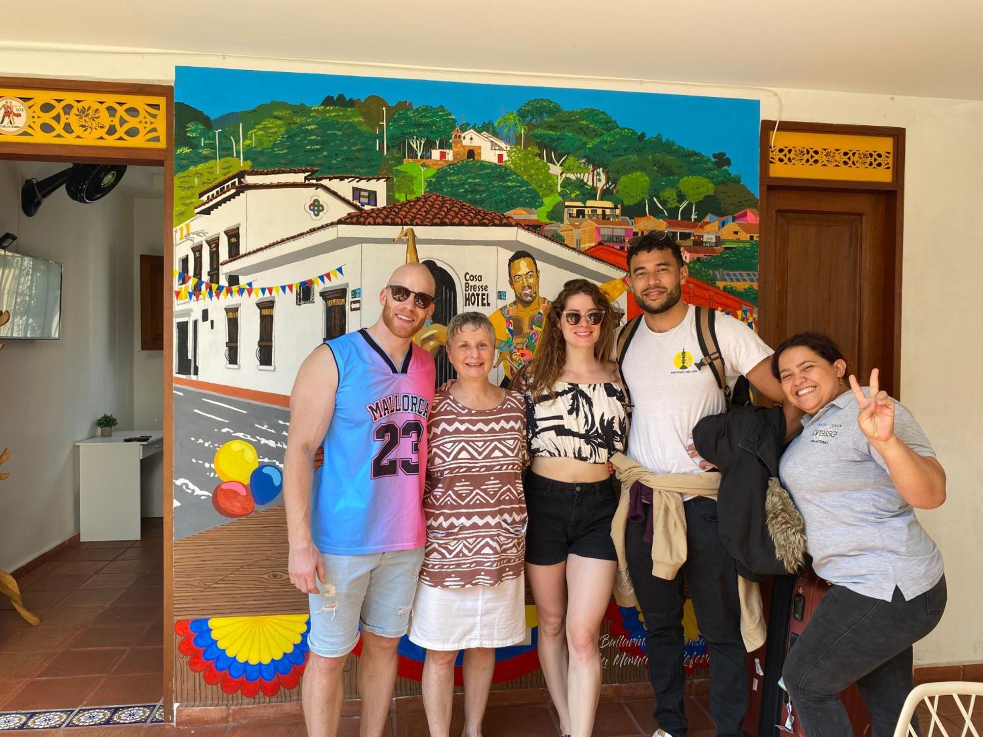 Hotel Casa Bresse Кали Екстериор снимка